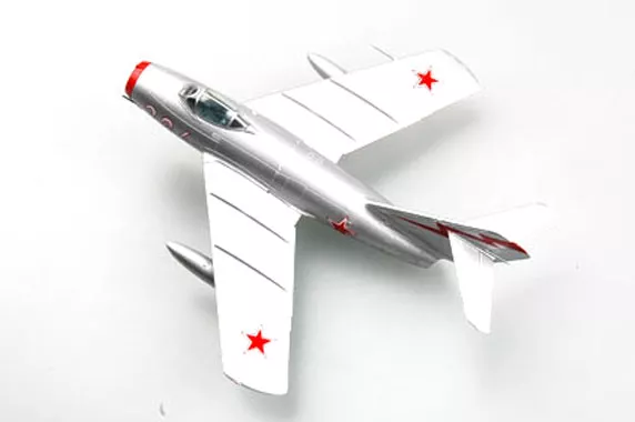 Trumpeter Easy Model - MiG-15 No.384 belonged of the V-VS in Ch